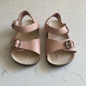 Old Navy Faux-Suede Double-Buckle Sandals for Baby 6-12 Months Size 2C Pink